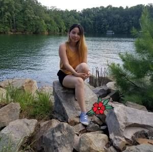 Meet your Posher, Yadira